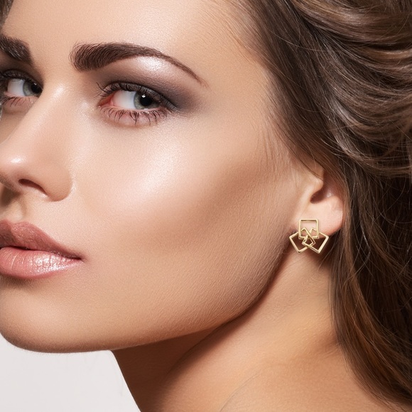 LUXORO 10k Yellow Gold Celtic Knot Earrings 2.05 grams - Picture 4 of 6